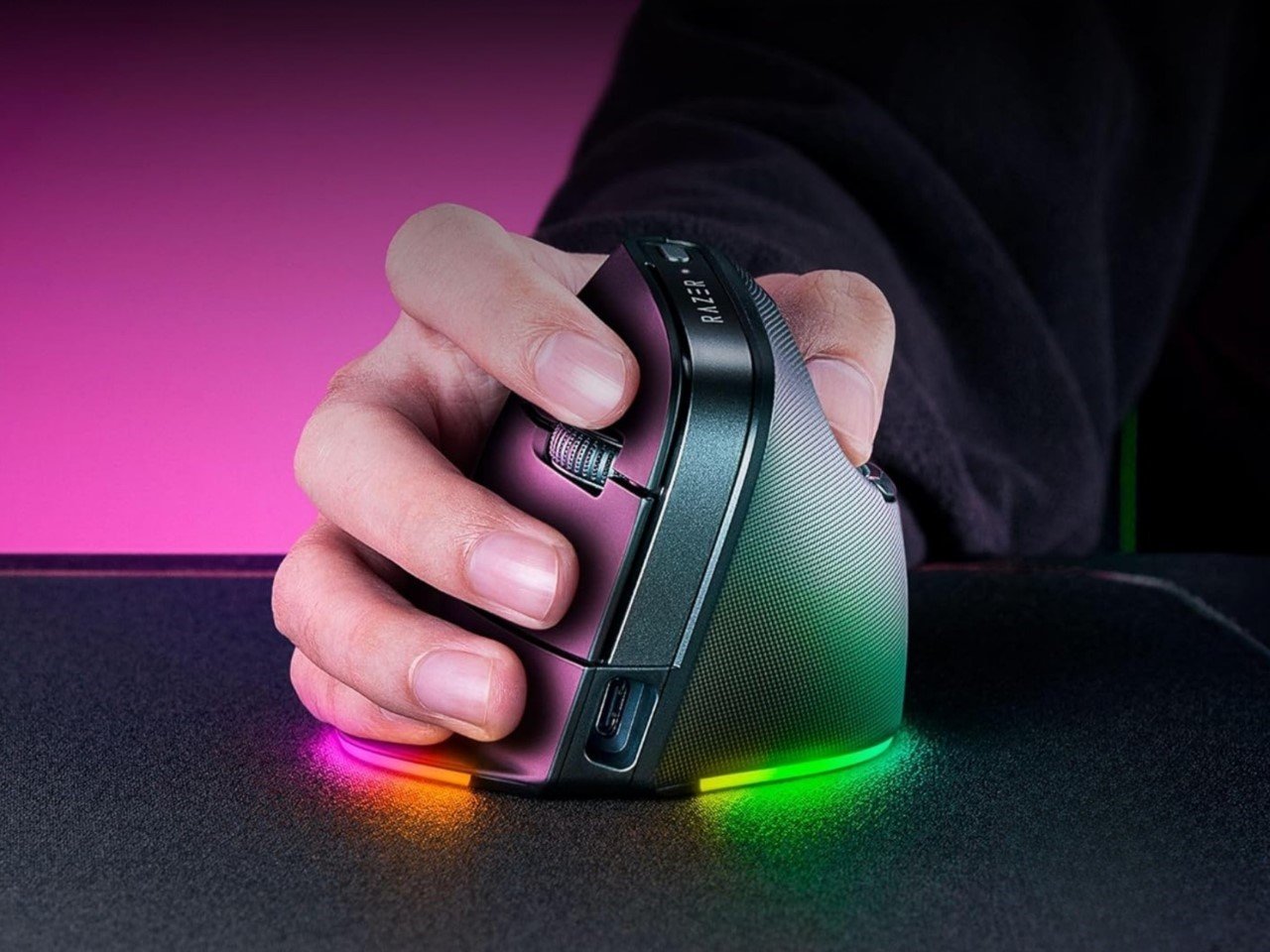 razer_pro_click_v2_vertical_mouse_1.jpg