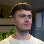 matthew-mens-short-haircut-thick-hair-man-for-himself-4.jpg