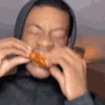 1746119504021.gif